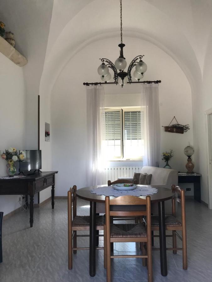 Villa Masseria Pesanei à Galugnano Extérieur photo